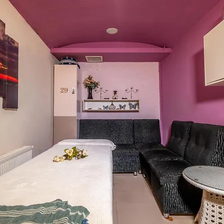 Live Hotel 4*