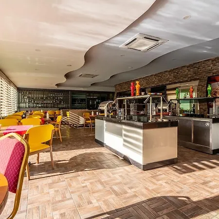 Hotel Live 4*