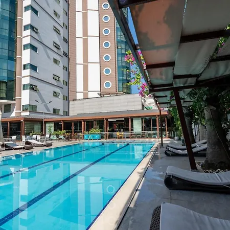 Live Hotel